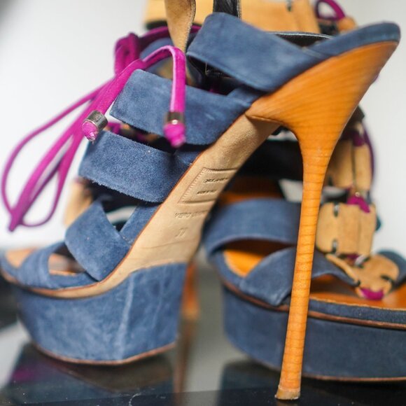 DSQUARED2 SS2012 Ankle Wrap Blue/Fuchsia Suede Platform Sandals - Picture 5 of 8
